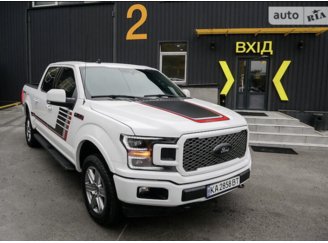 FORD F-150 LARIAT SPORT