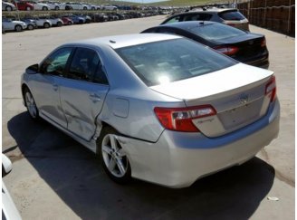TOYOTA CAMRY L 2014